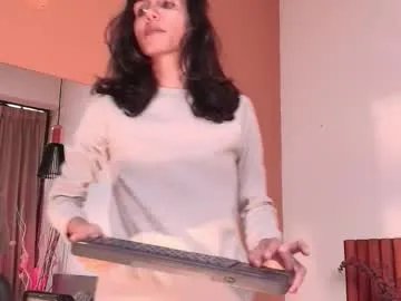 ninacavallli on Chaturbate 