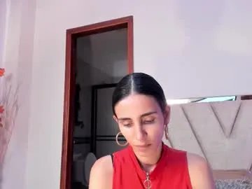 ninacavallli on Chaturbate 