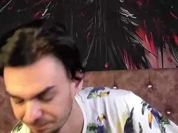 Freechat oceanheat on Chaturbate