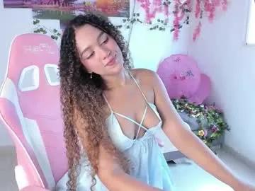 Freechat odette_ornela on Chaturbate