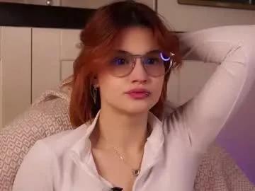 Freechat pebee on Chaturbate