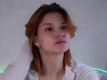 pebee — GOAL: tease with my shirt [41 tokens remaining] Hey i m lily energetic girl who loves dancing and entertainment #new #18 #young #teen #skinny