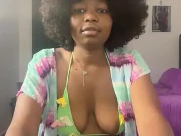 Freechat pretty_peaches on Chaturbate