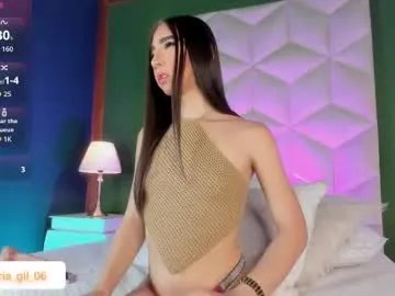 Freechat queen__violet on Chaturbate