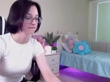 Freechat queen_kitty1818 on Chaturbate