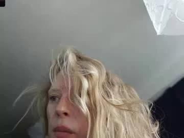 radiant_ada on Chaturbate