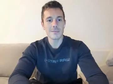 roberto4ever — GOAL TAKE OFF T-SHIRT #muscle #bigass #cum #flexing #private [80 tokens remaining]