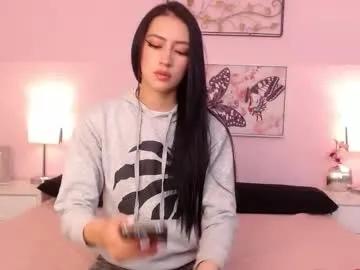 Freechat sara17_ on Chaturbate