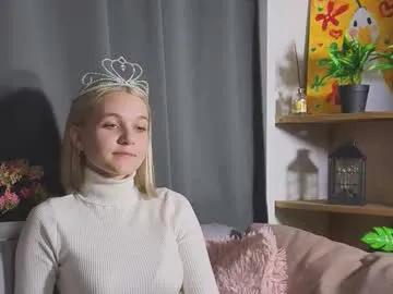 Freechat savannahshor on Chaturbate