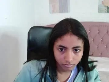 Freechat shaneelle on Chaturbate