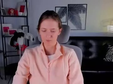 Freechat sharonevansi on Chaturbate