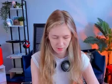 Freechat sharonevansi on Chaturbate