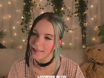 she_well on Chaturbate