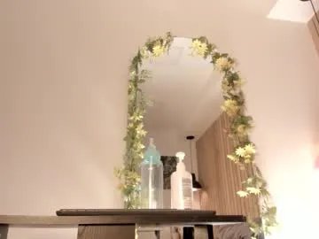 Freechat sofiesoft on Chaturbate