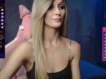 Freechat strongalice on Chaturbate