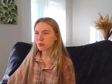 succubelle on Chaturbate 