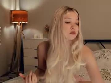 Freechat summer_lilac on Chaturbate