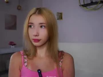 sunnmoonn on Chaturbate