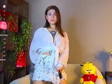 Freechat tinnymollys01 on Chaturbate