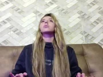 Freechat valentina_red18 on Chaturbate