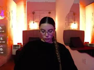 Freechat valentina_red18 on Chaturbate