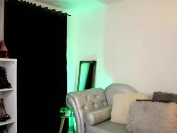 Freechat valeriebony on Chaturbate