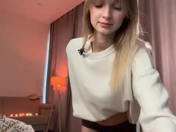 variety_moments — Sensual Hanna<3 - Goal: MISS YOY HANNA [25 tokens left] #young #erotic #tease #18 #bigboobs