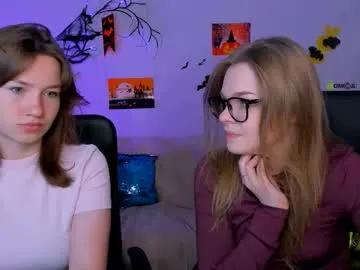 veronica_bubble — GOAL: show panties [111 tokens remaining] Welcome to my room! #dirty #daddysgirl #cum #lesbian #lovense