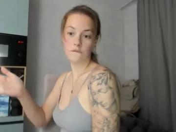 Freechat why_again_me on Chaturbate