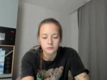 Freechat why_again_me on Chaturbate