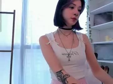 Freechat winaria on Chaturbate