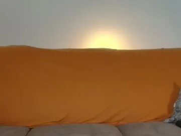 Freechat xoxo_cherry1 on Chaturbate