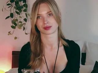 emma_wilde on Flirt4Free 