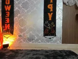 Freechat kelly_thomson on Flirt4Free