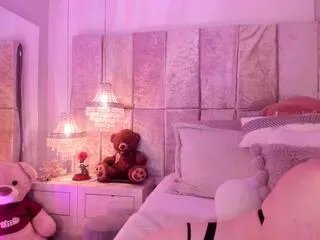 Offline mia_klein on Flirt4Free