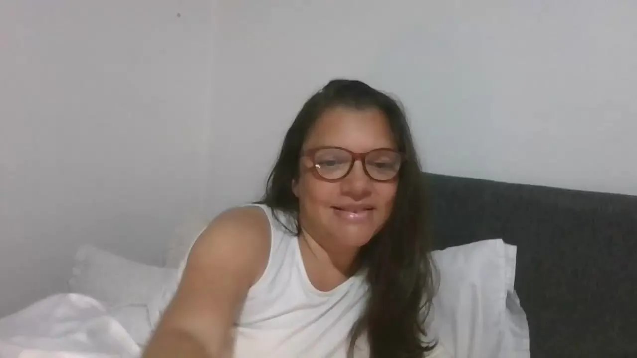 Streamray EstelaHot is Freechat EstelaHot — Freechat on Streamray