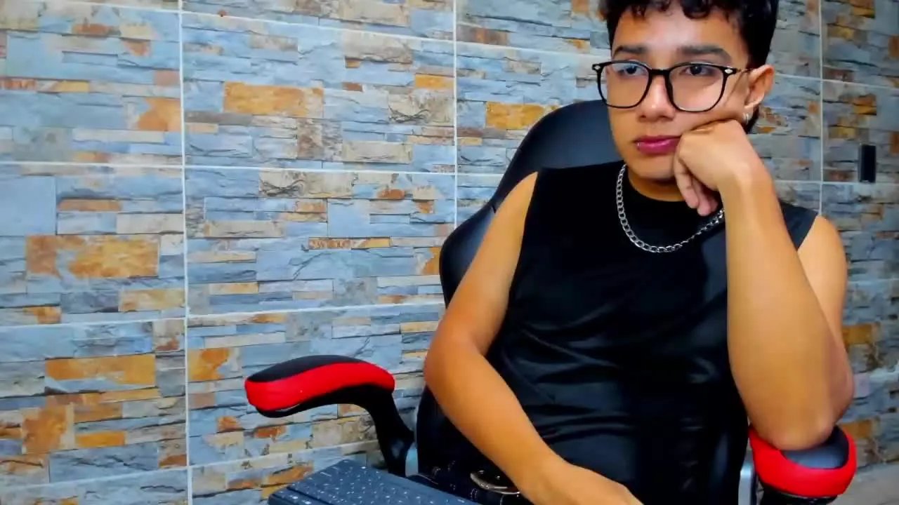 Offline maxwilliams on Streamray