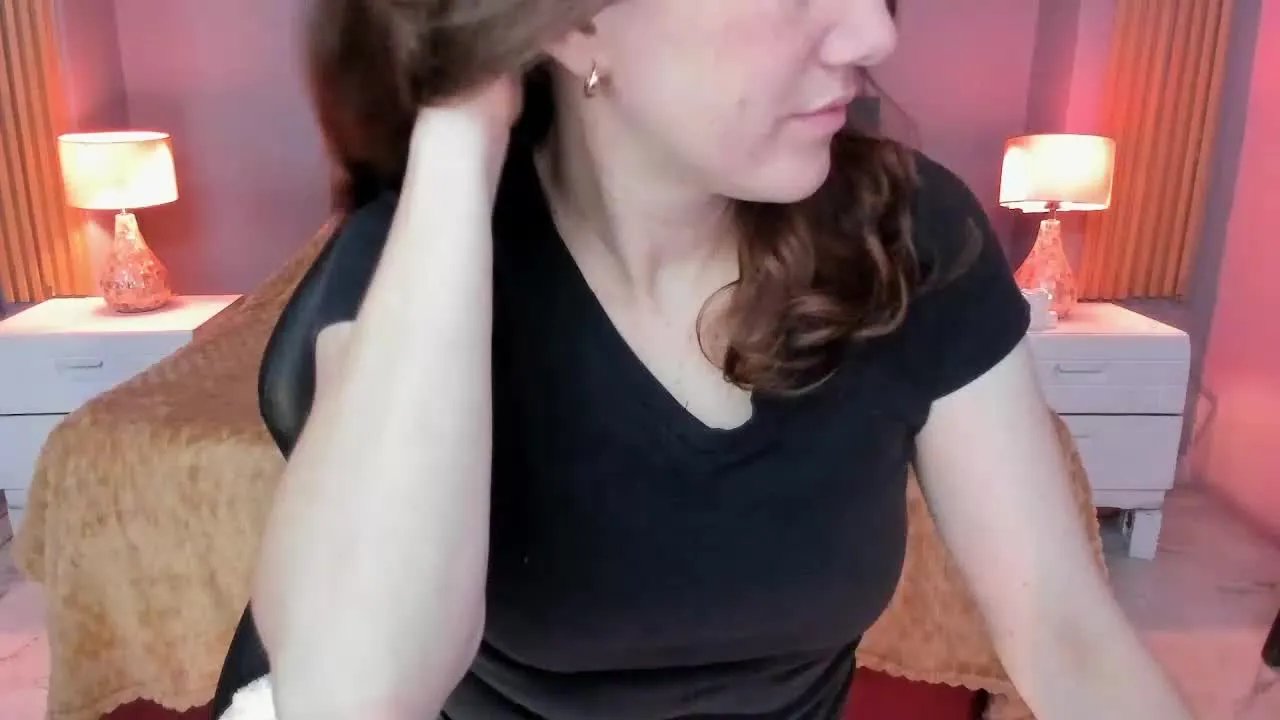 Offline MiaRogers on Streamray