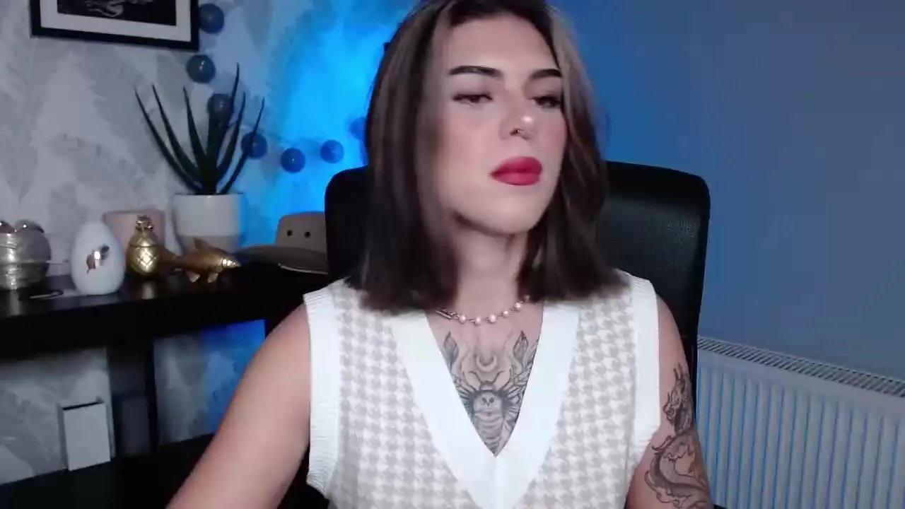 Offline NovaSin on Streamray