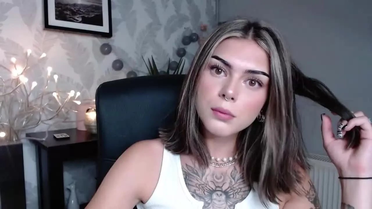 Offline NovaSin on Streamray