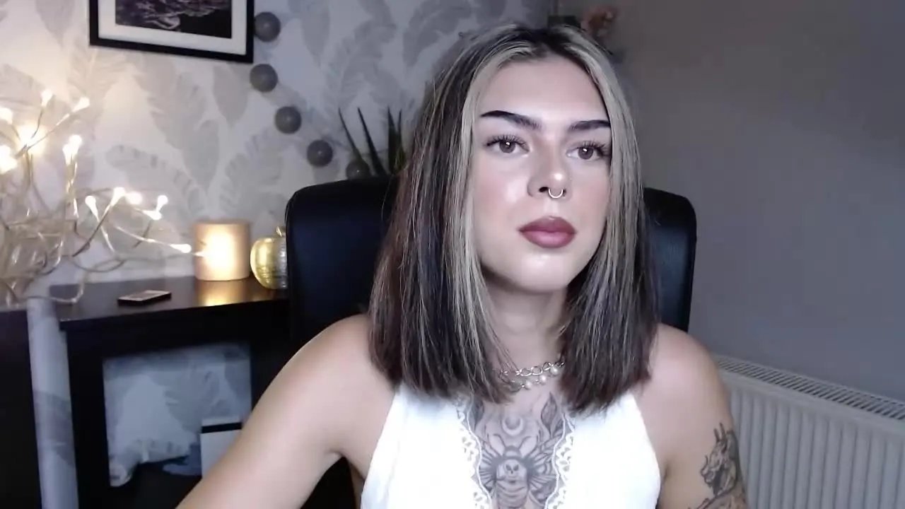 Offline NovaSin on Streamray