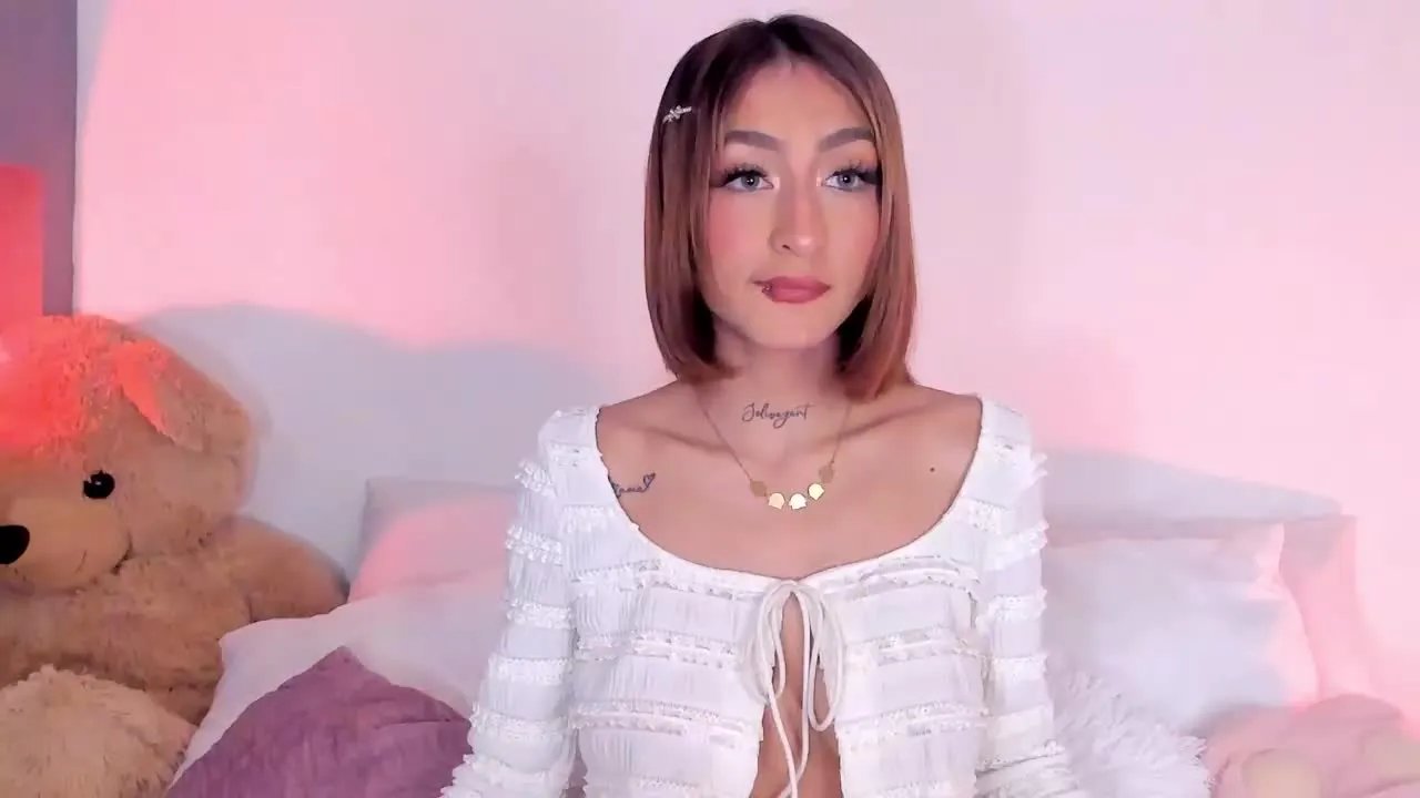 Offline RoseeMonrooe on Streamray