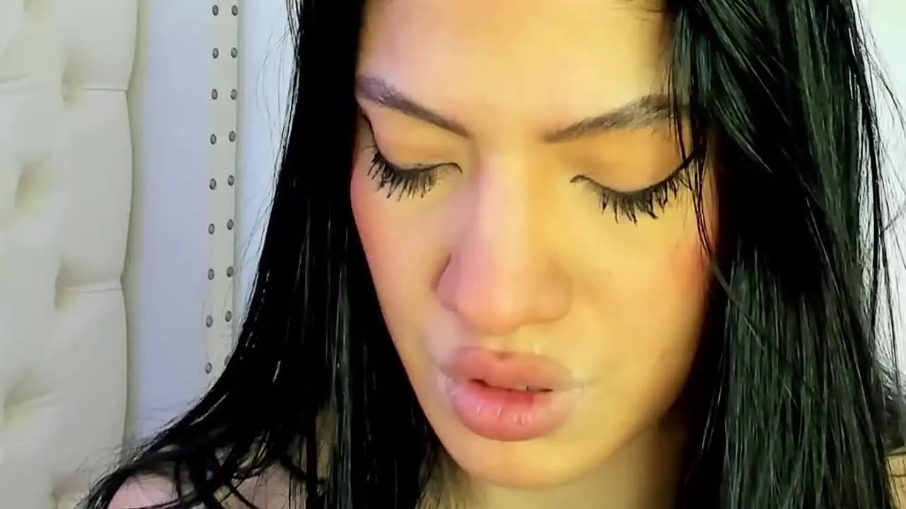 Freechat ShirleyMorelli on Streamray