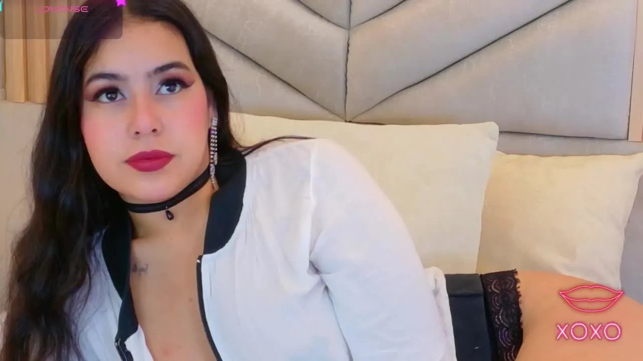 Freechat ThaliaGlow on Streamray