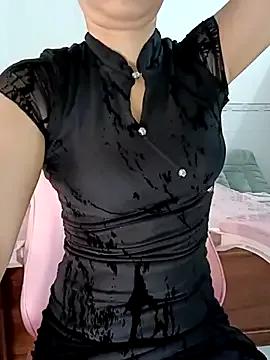 ___Erin___ on StripChat 