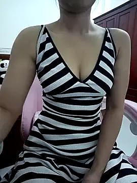 ___Erin___ on StripChat 