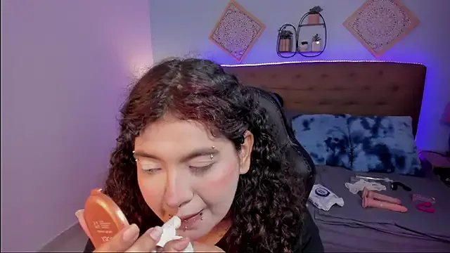 Freechat _Lilly_miller on StripChat