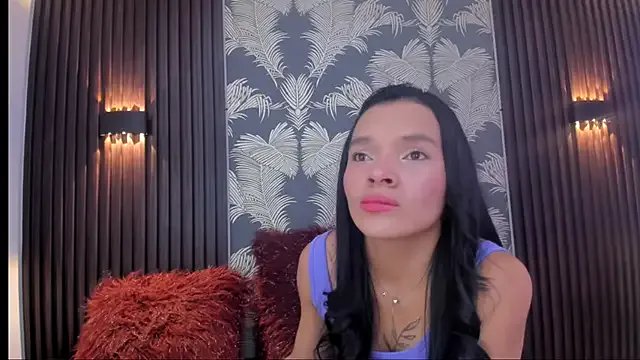 Freechat _shantal_smith on StripChat