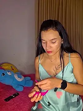 Freechat _shantal_smith on StripChat