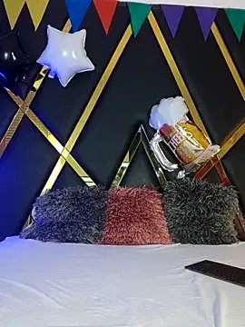 Freechat Adel_Nesbiit on StripChat